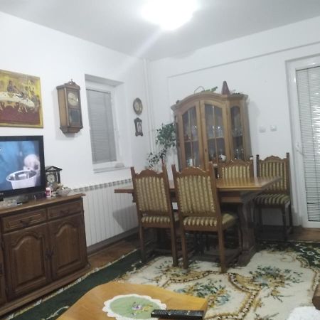 Kraljevski Apartman Kraljevo Zewnętrze zdjęcie