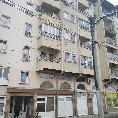 Kraljevski Apartman Kraljevo Zewnętrze zdjęcie