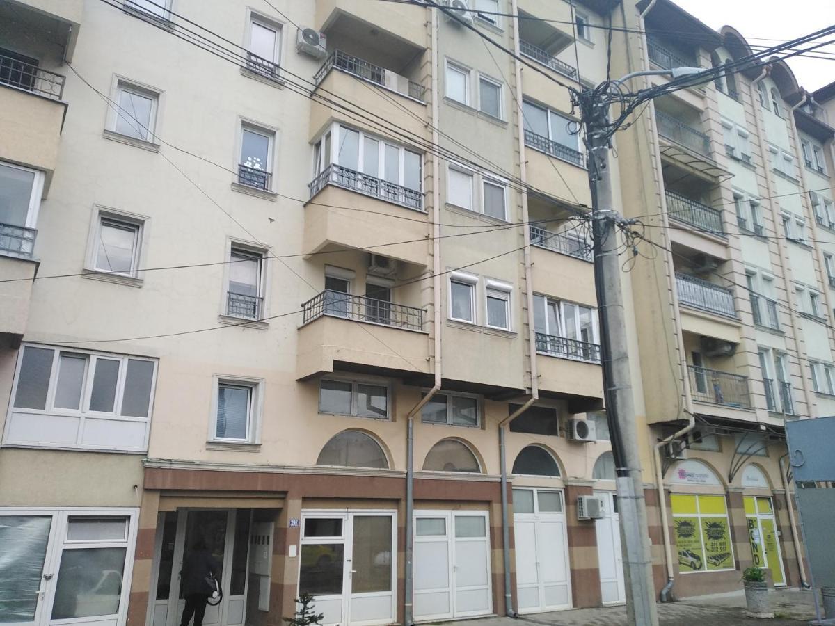 Kraljevski Apartman Kraljevo Zewnętrze zdjęcie