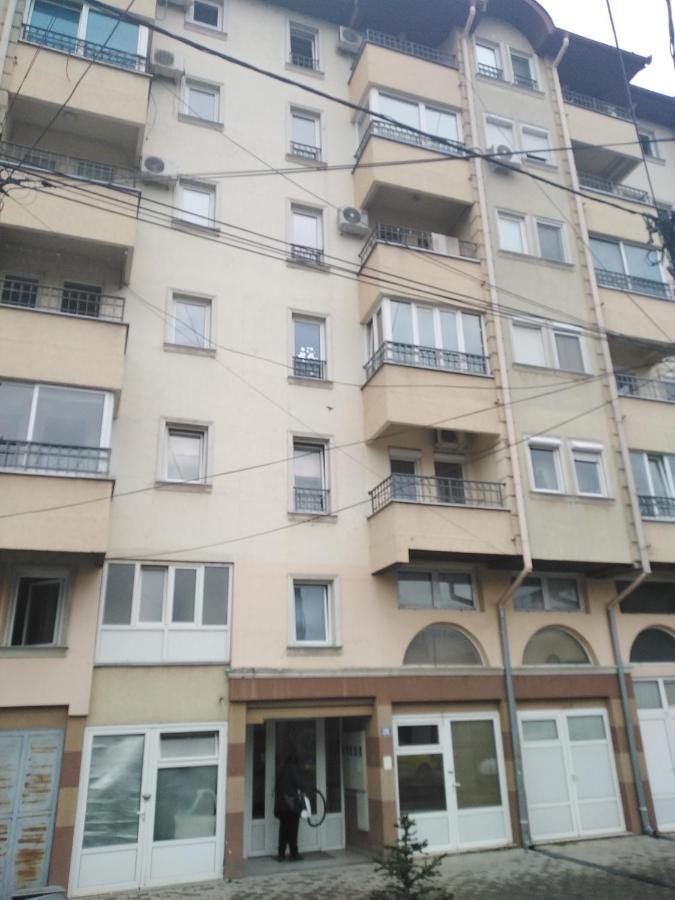 Kraljevski Apartman Kraljevo Zewnętrze zdjęcie