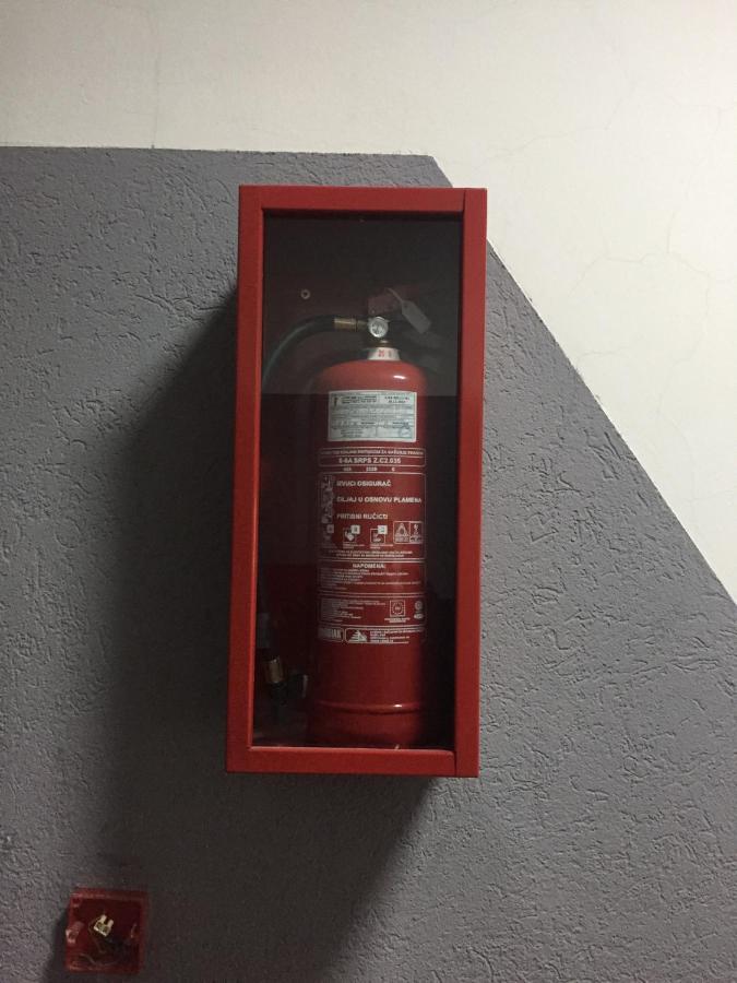 Kraljevski Apartman Kraljevo Zewnętrze zdjęcie